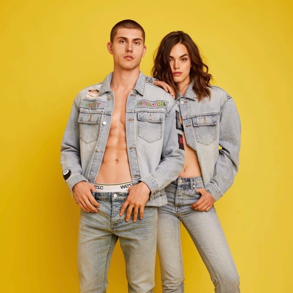 WESC Guilty Pleasures Trucker Unisex Jean Jacket NWT - Picture 15 of 16